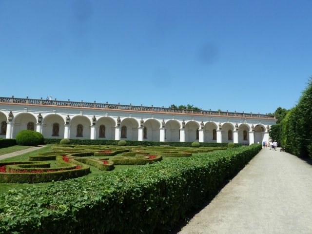 2015